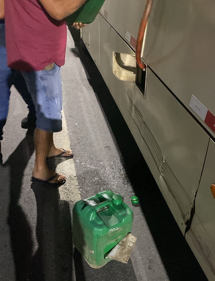 Prefeitura de Remígio: shows milionários garantidos, combustível para ônibus dos estudantes nem tanto