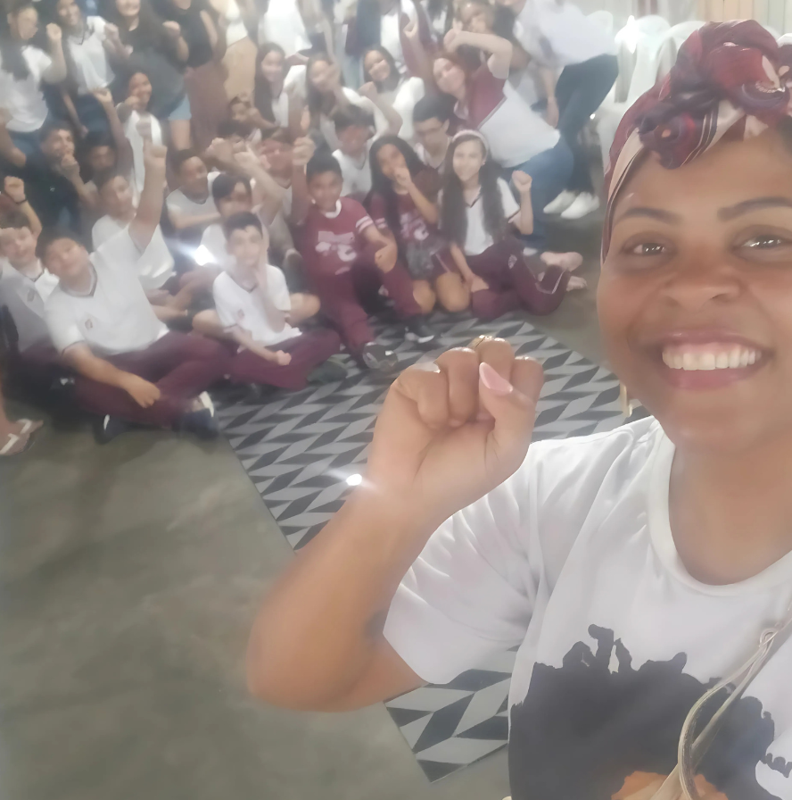Juliana do Conselho Celebra o Dia da Consciência Negra em Evento Escolar