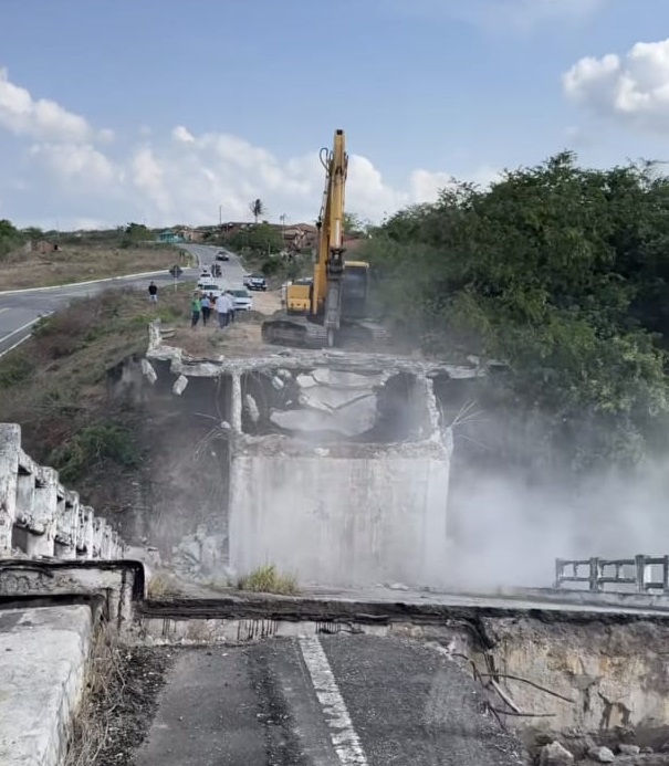 Dito e Feito: DNIT Inicia Reconstrução da Ponte na BR 104