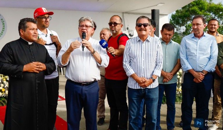 Deputado Tião Gomes e Governador João Azevedo participam de eventos no Santuário Padre Ibiapina